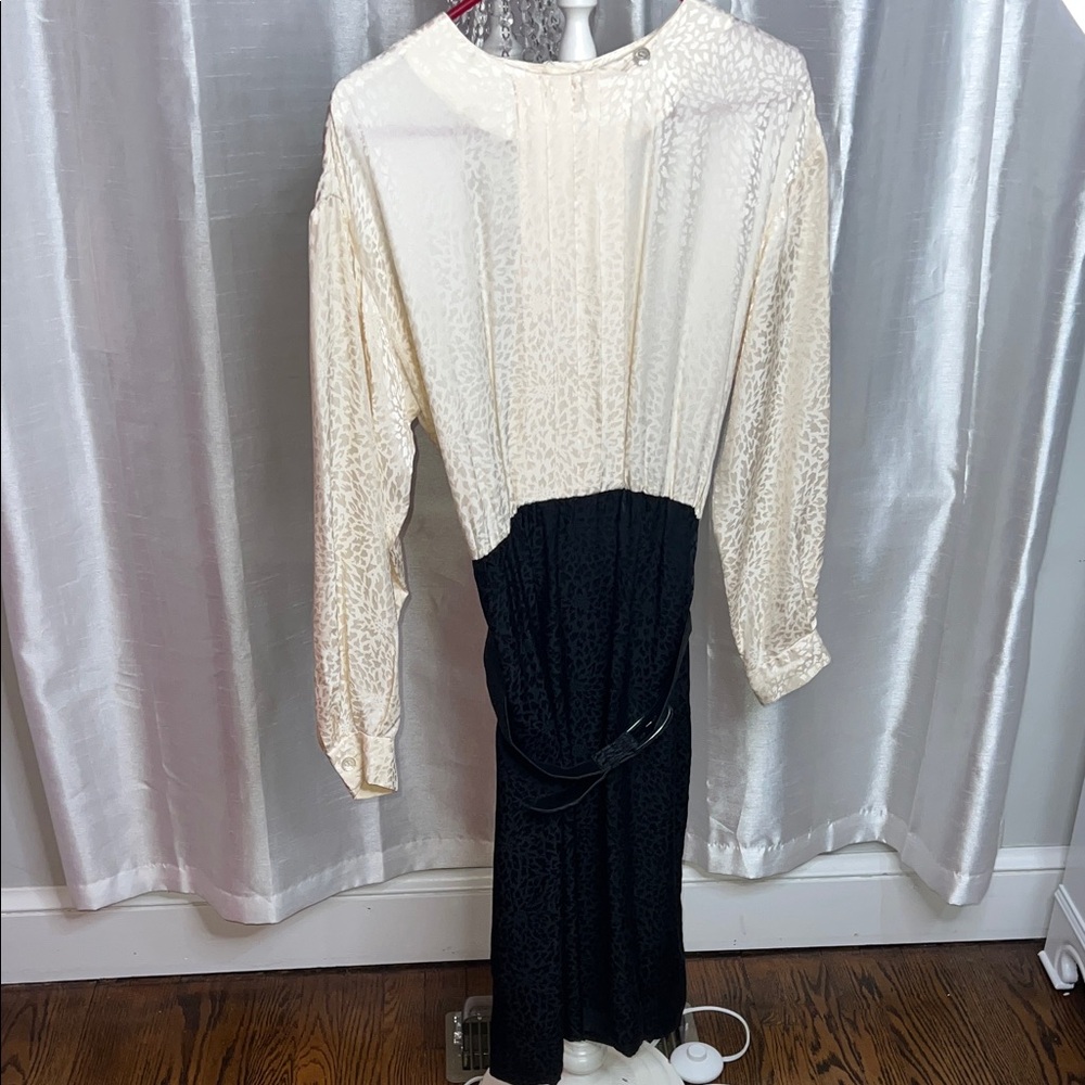 Vintage Liz Claiborne Elegant Silk Cream and Black Women's Dress